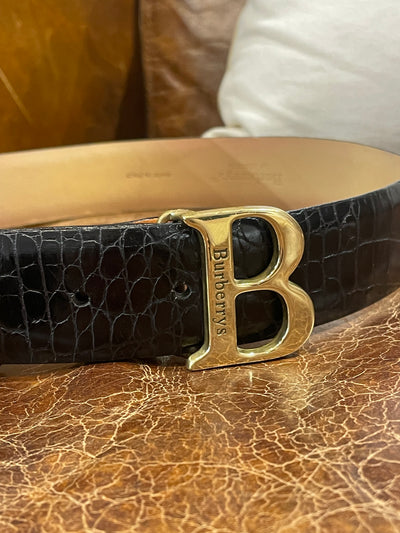 Burberry black leather belt with B logo buckle size S