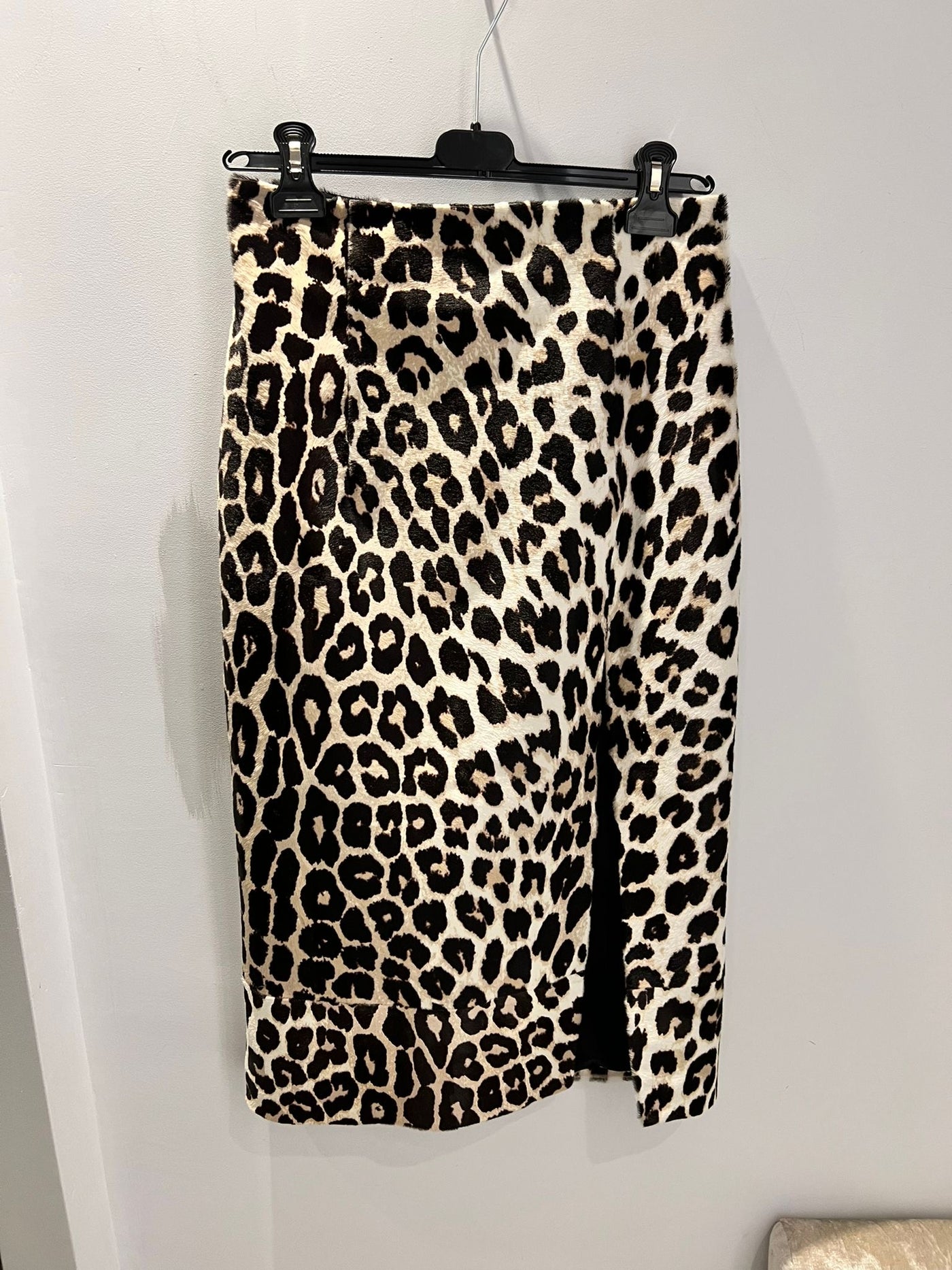 Brand new 16 Arlington leopard print skirt Uk size 12 RTP £1,100