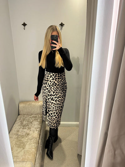 Brand new 16 Arlington leopard print skirt Uk size 12 RTP £1,100