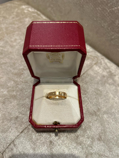 Cartier love ring gold one diamond