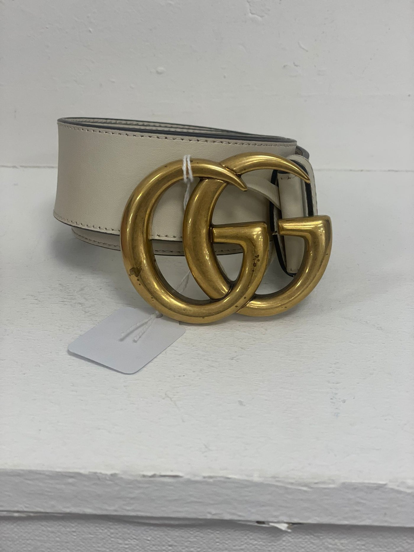 Gucci GG logo belt cream