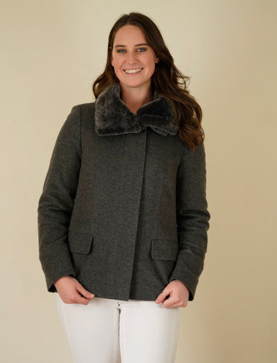 Escada grey cashmere coat with faux fur trim collar size 40