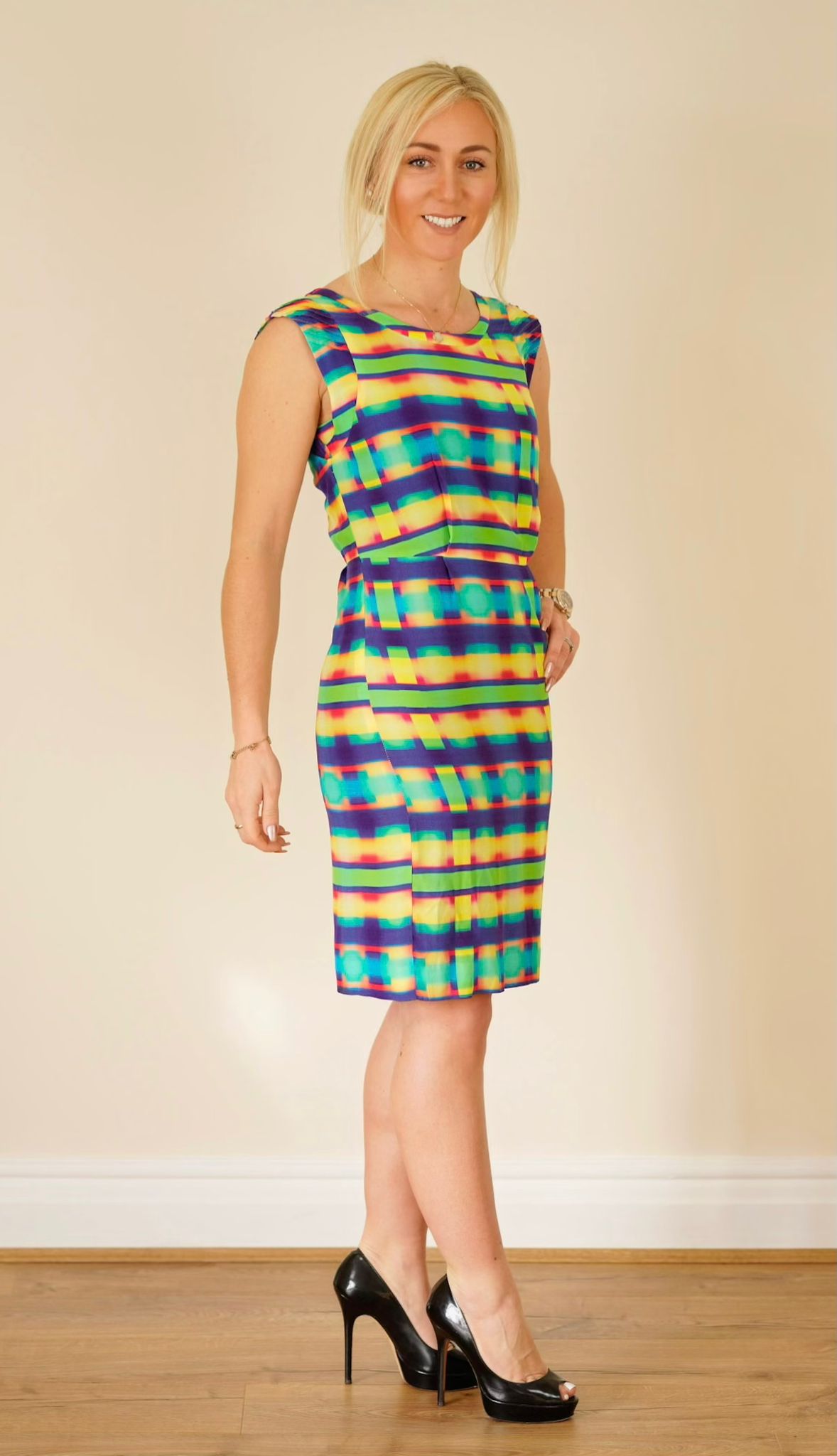 Marcs bright coloured dress size GB 8
