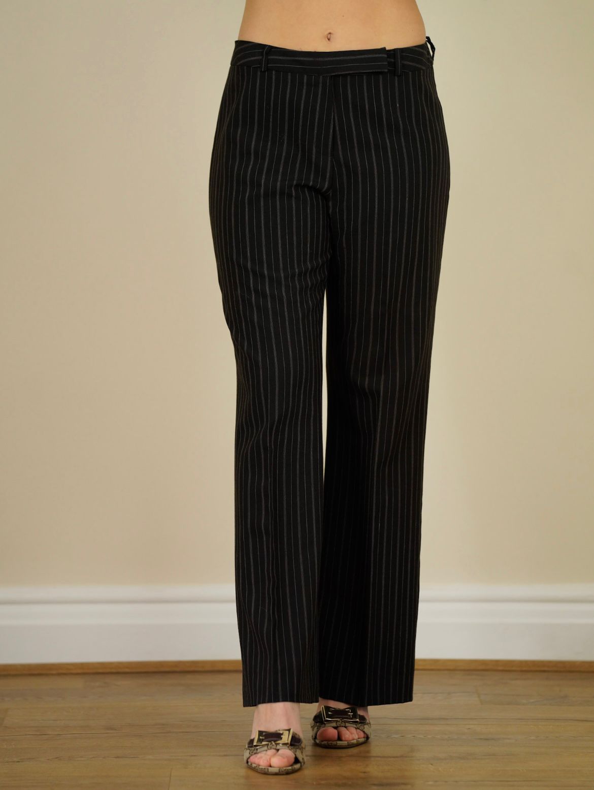 Vintage Brown stripped suit GB 8